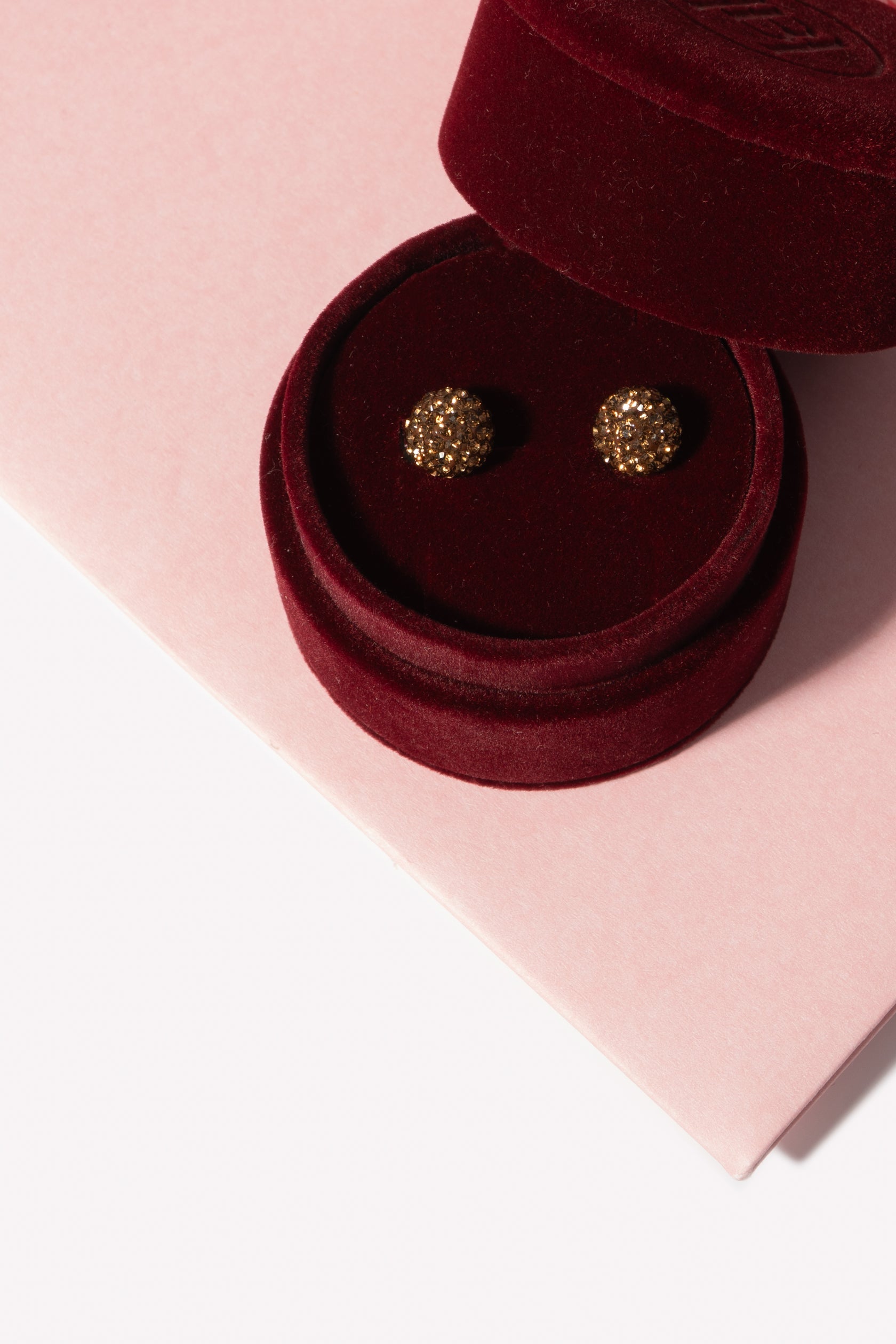 ESPRESSO SPARKLE BALL™ STUD EARRINGS - 8mm