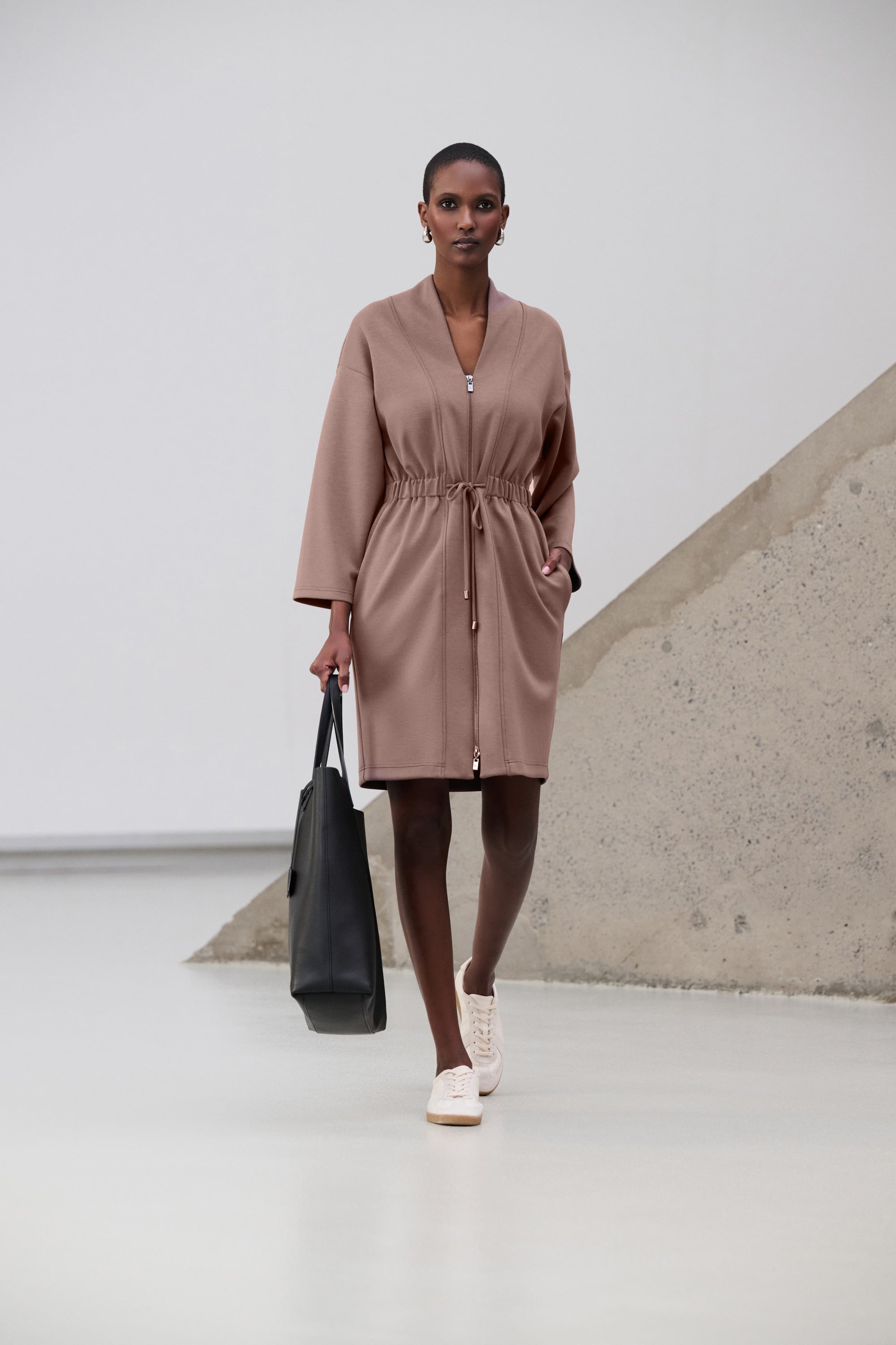 Scuba Jersey Dress With Front Zipper - Mink
263605