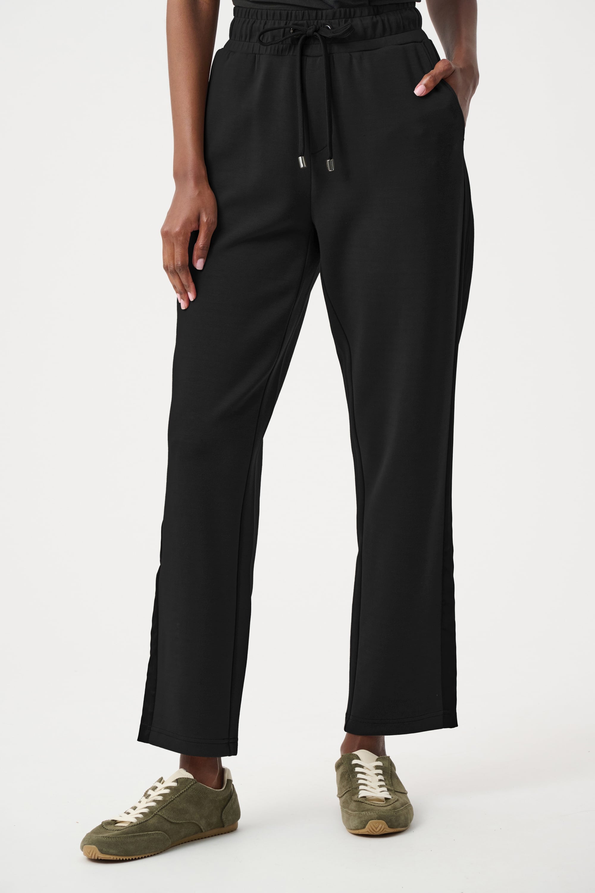 Scuba Jersey Straight Leg Pants
263623 by Joseph Ribkoff - black