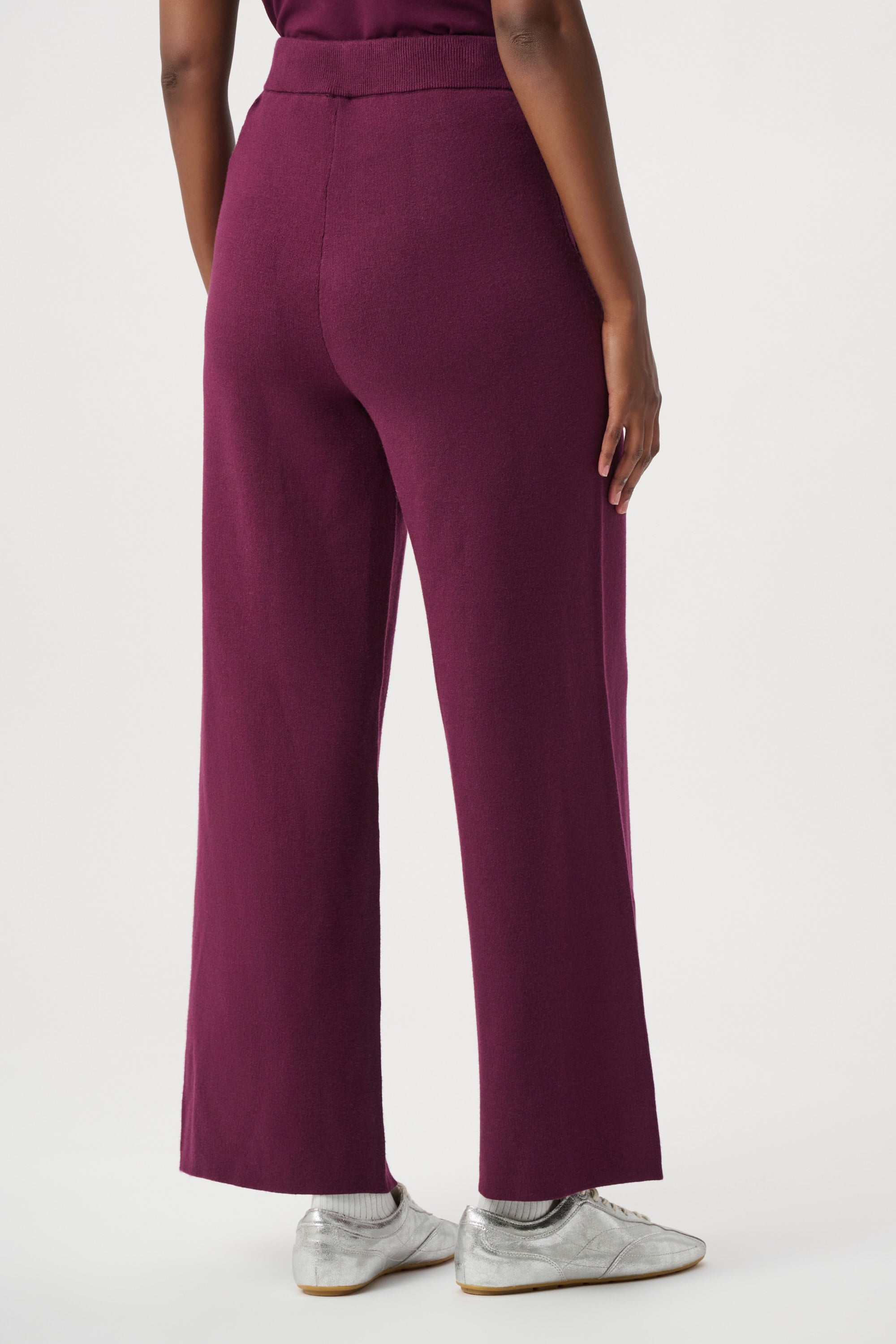 Drawstring Sweater Pants
264617