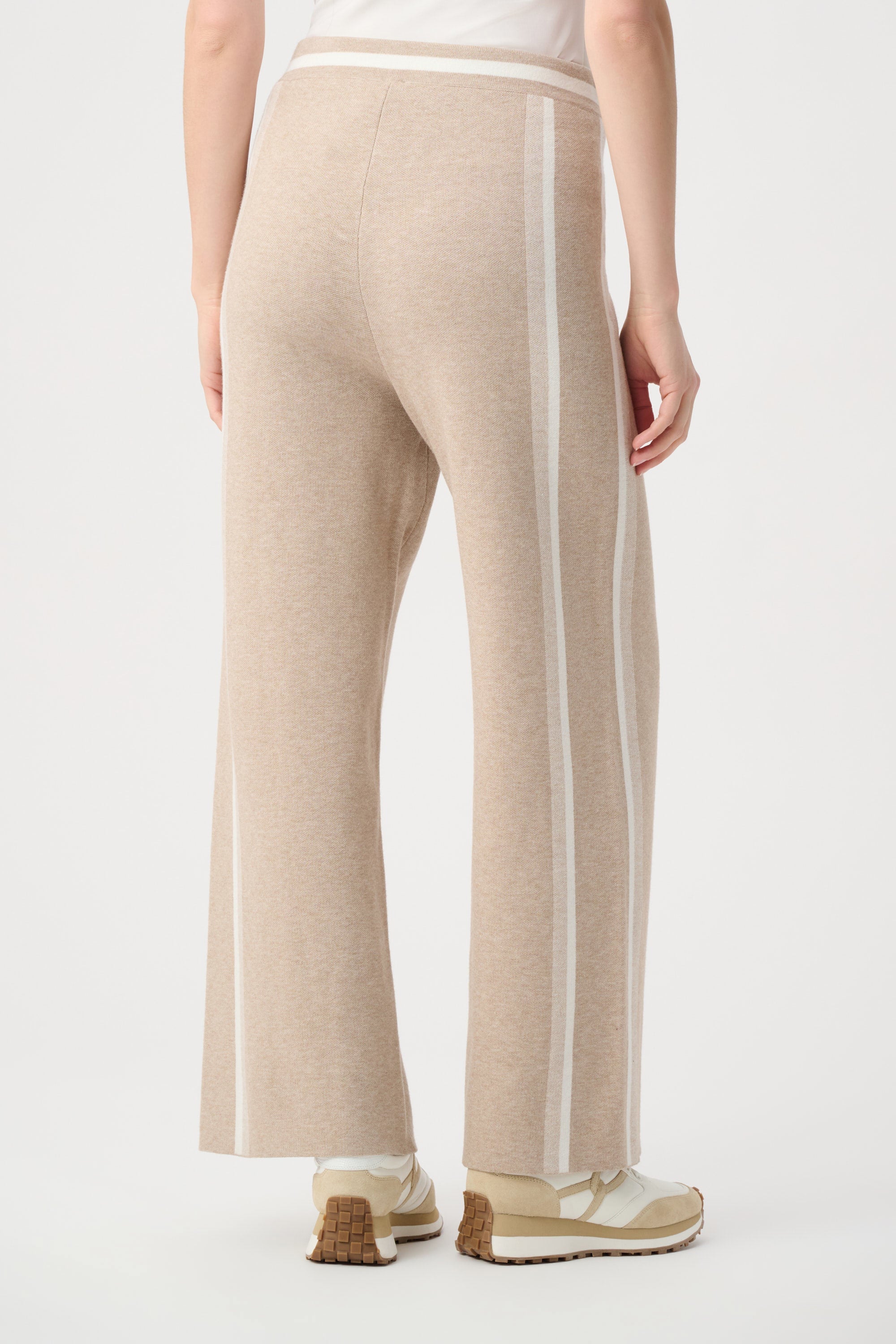 Striped Wide-Leg Sweater Pants
264613 by Joseph Ribkoff