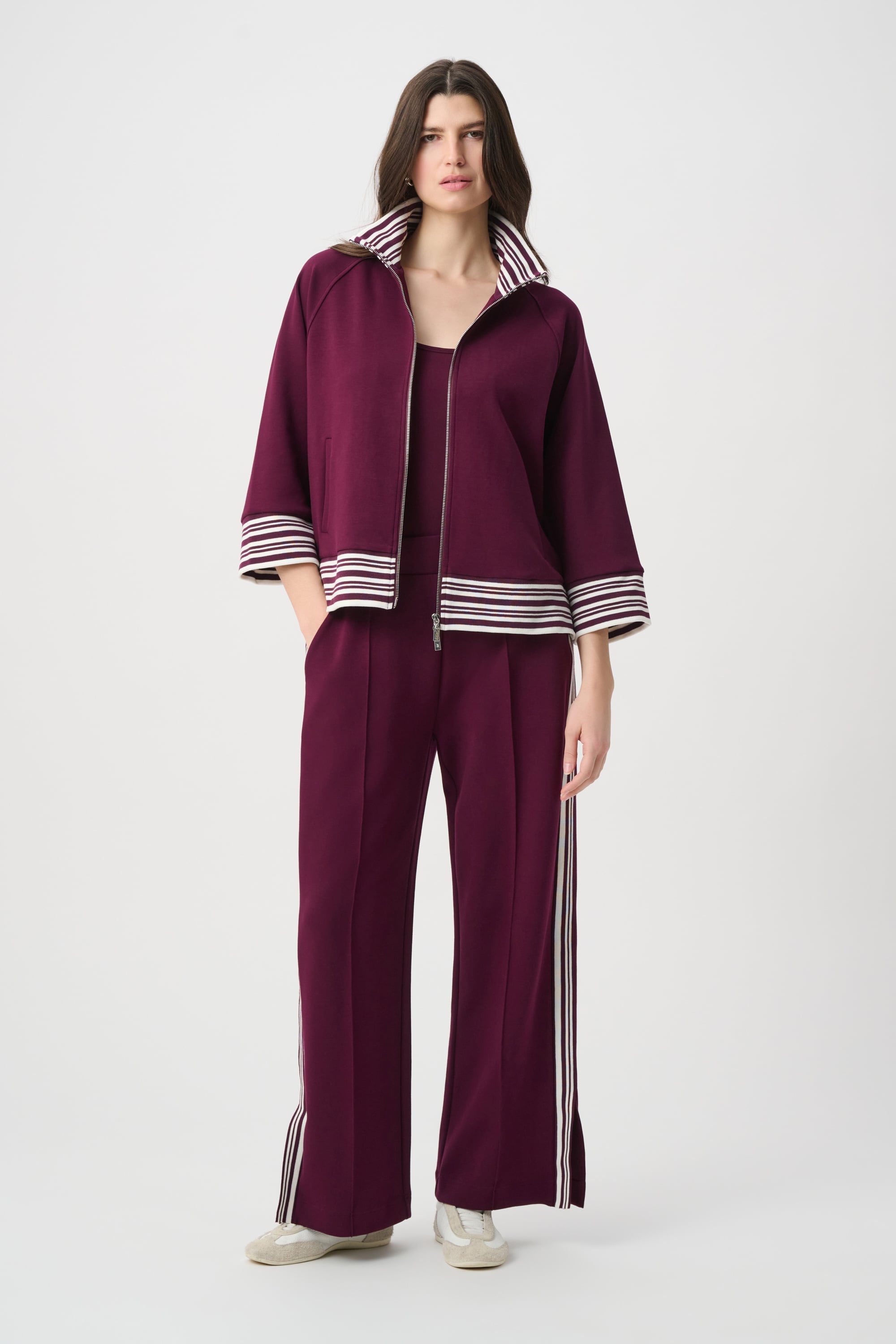 Pin-Tuck Wide-Leg Jogger
264612 by Joseph Ribkoff - elderberry