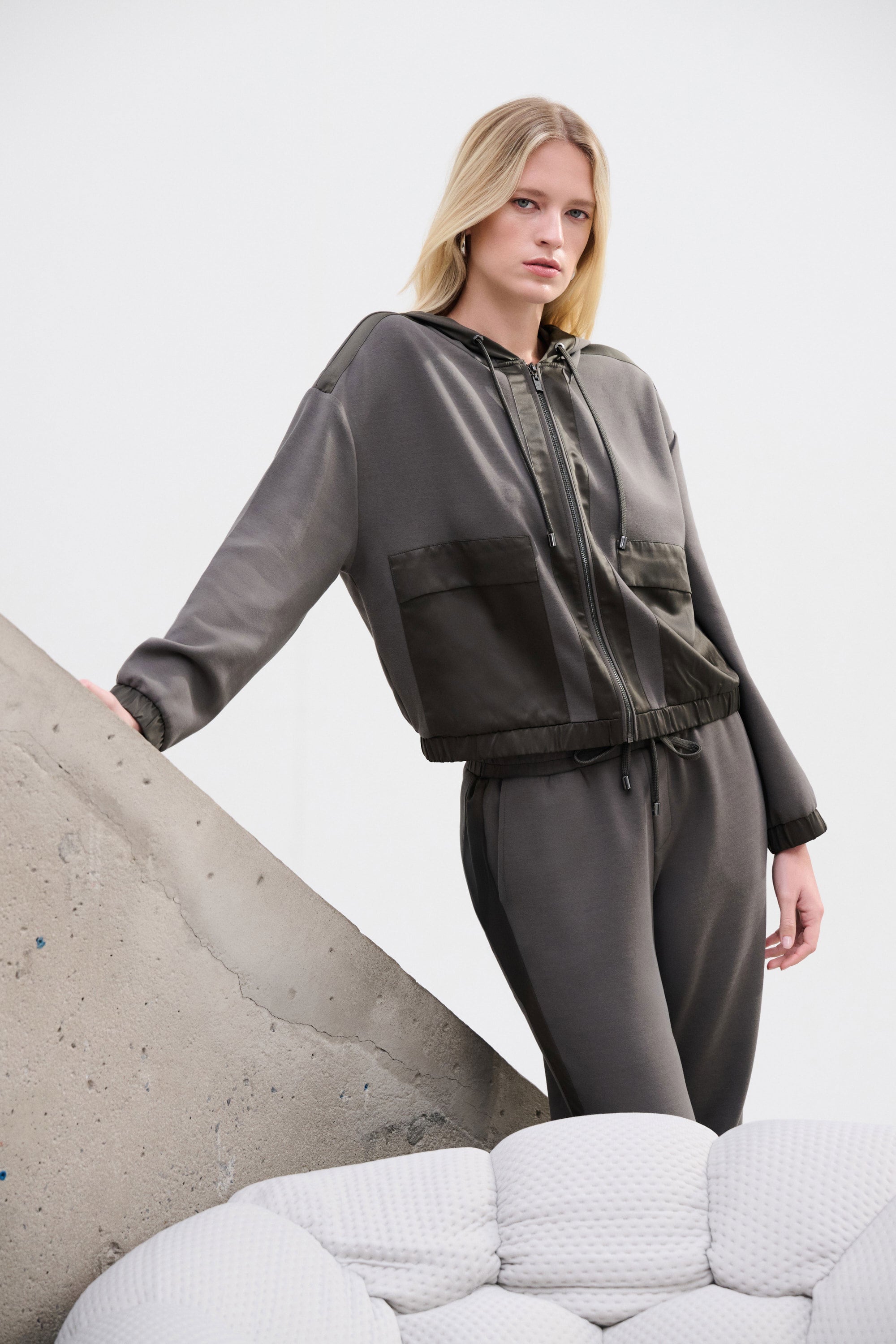 Scuba Jersey And Satin Hooded Boxy Jacket
263624