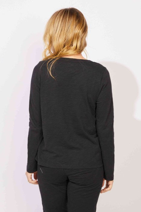 ESCAPE BY HABITAT PERFECT LAYER TEE "RIVER DYED SUNFLOWER" E44101-Black