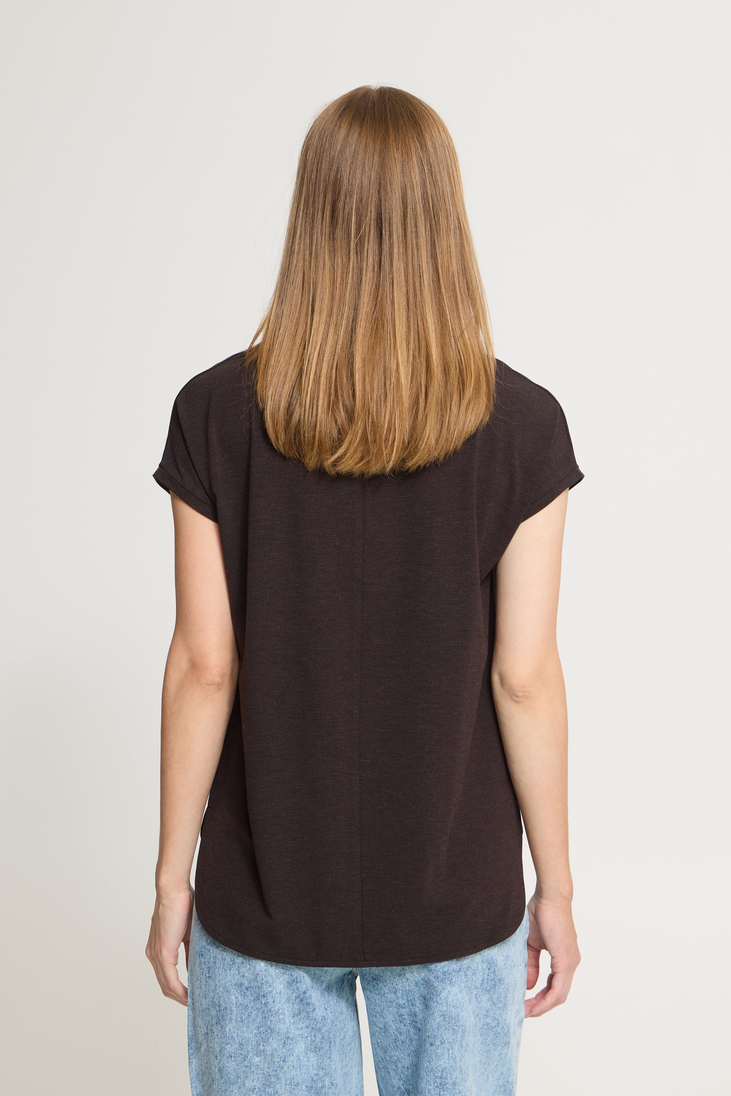 Rebel Crewneck Tee  - chocolate