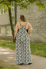 REMY ROMPERALLS IN SOFT BLACK/WHITE FLORAL