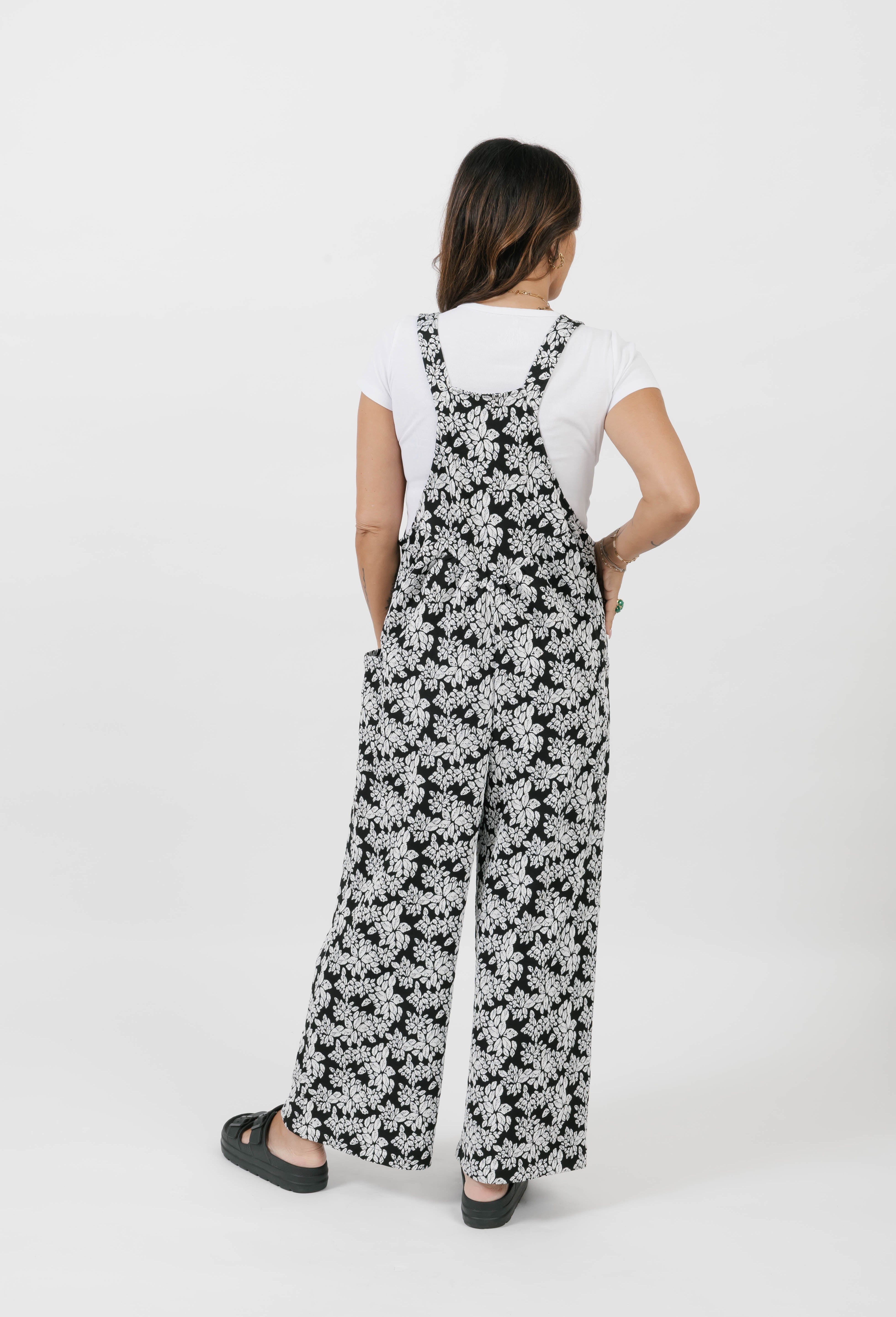 REMY ROMPERALLS IN SOFT BLACK/WHITE FLORAL