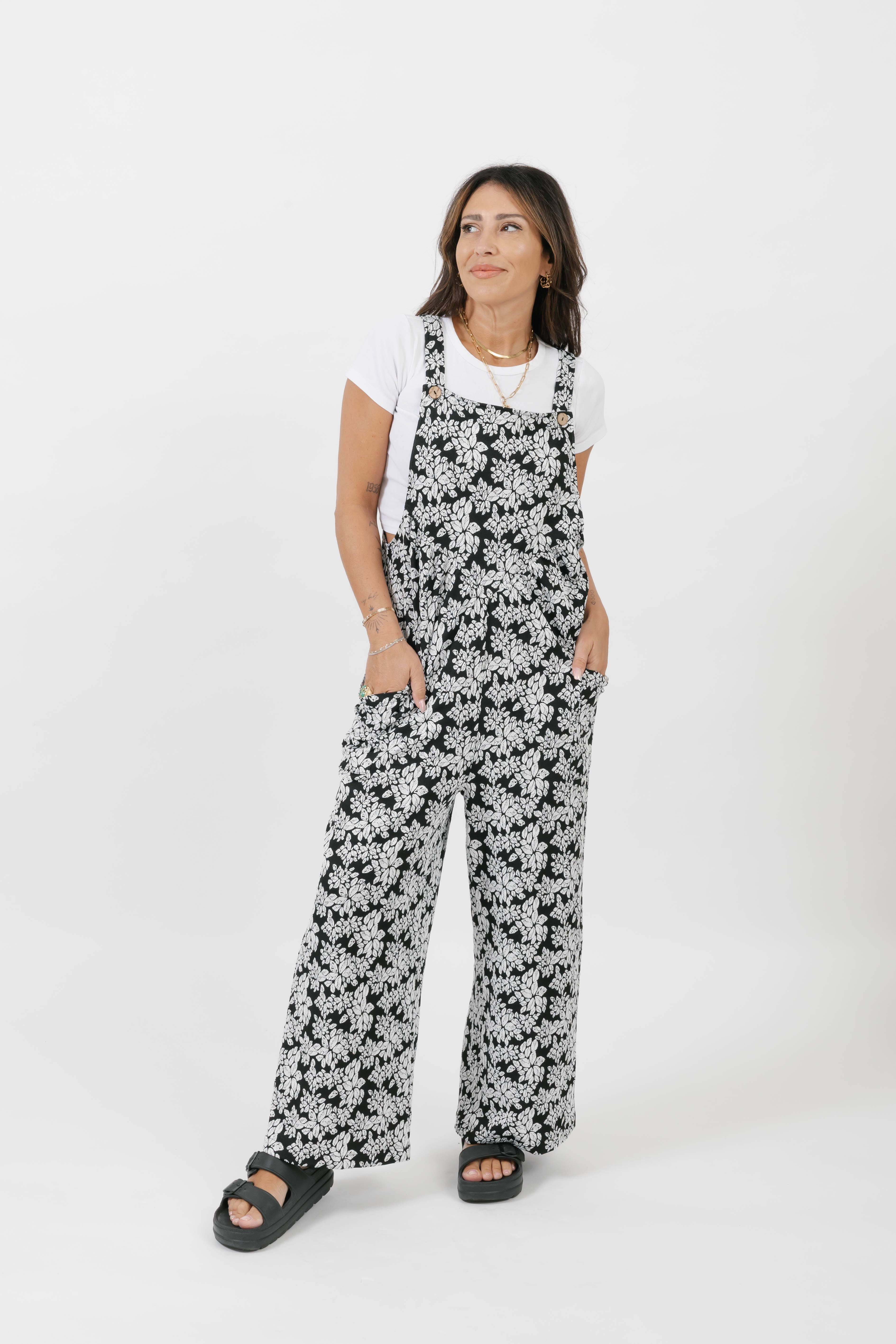 REMY ROMPERALLS IN SOFT BLACK/WHITE FLORAL