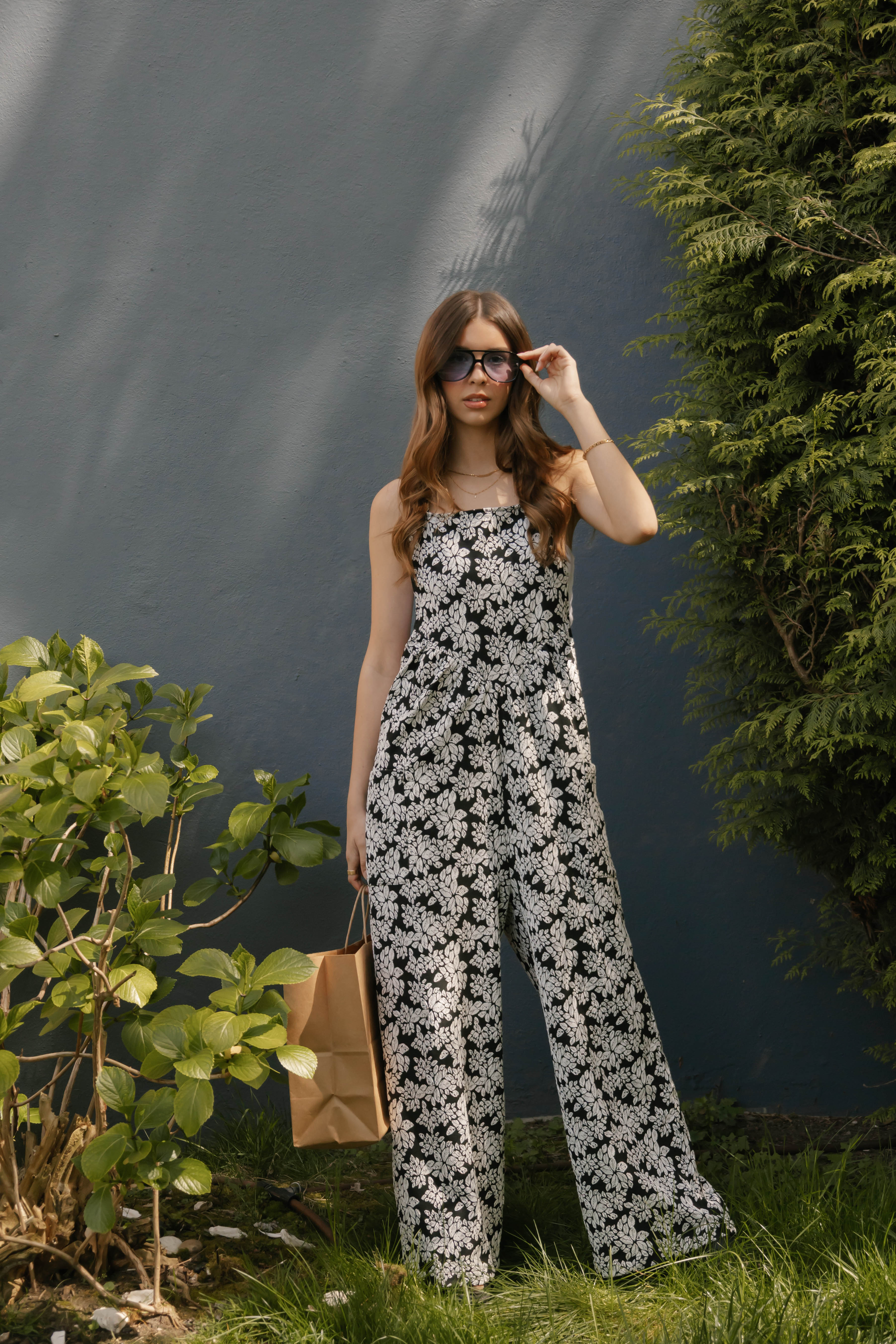 REMY ROMPERALLS IN SOFT BLACK/WHITE FLORAL