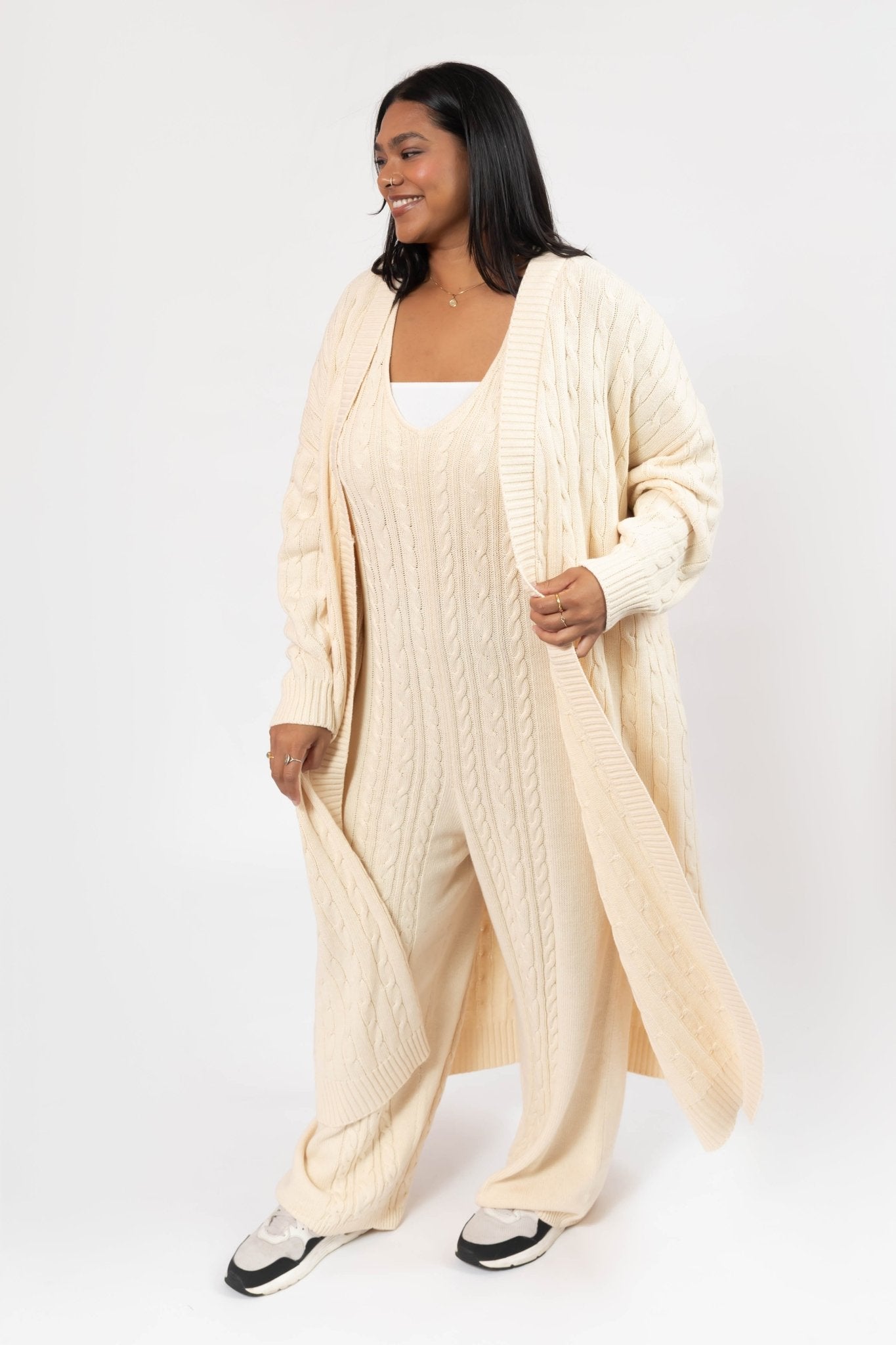 CECILIA CABLE KNIT LONG CARDIGAN IN CREAM - Blue Sky Fashions & Lingerie