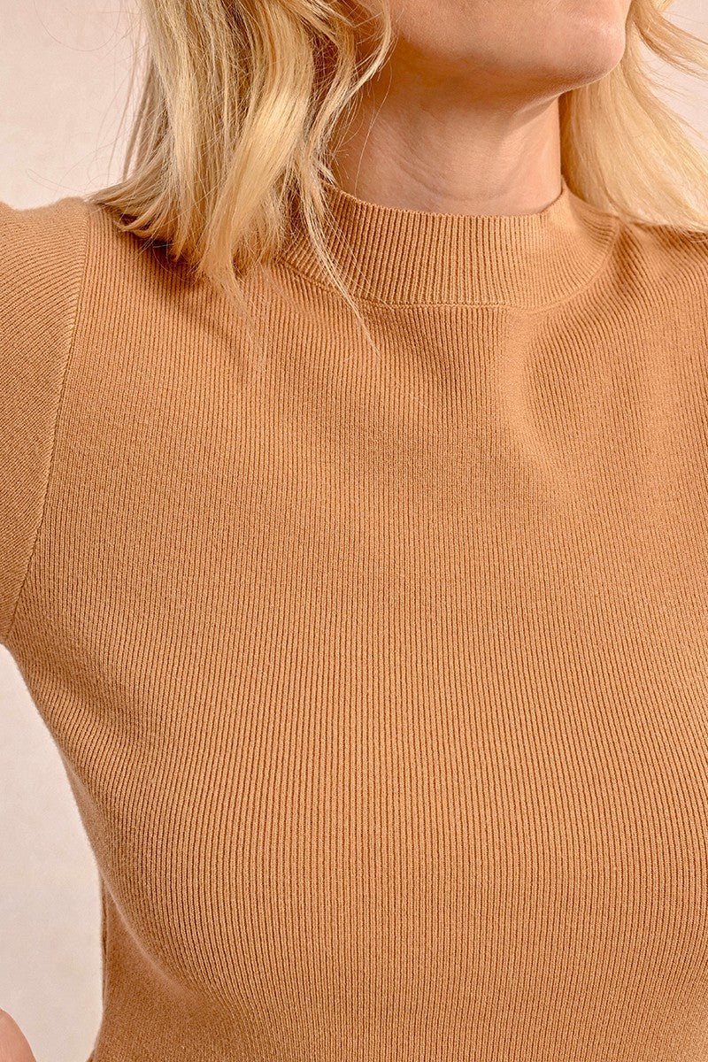 CLOSE - FITTING SHORT - SLEEVED SWEATER - Camel - Blue Sky Fashions & Lingerie