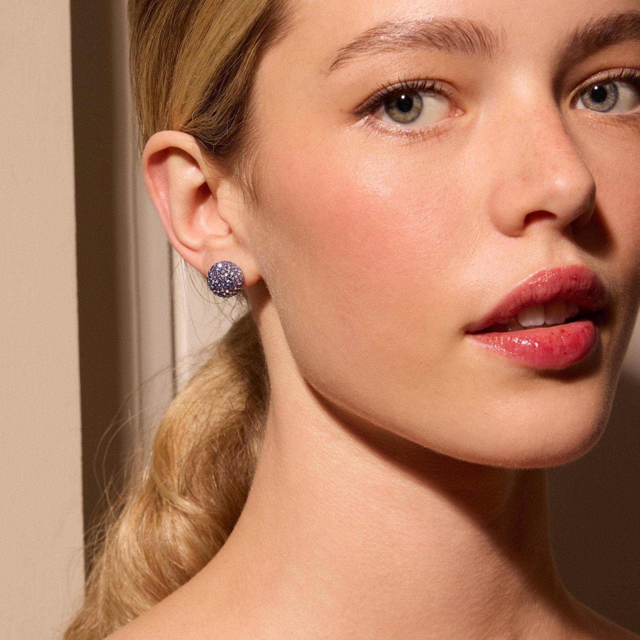 EMPRESS SPARKLE BALL™ STUD EARRINGS 10mm - Blue Sky Fashions & Lingerie