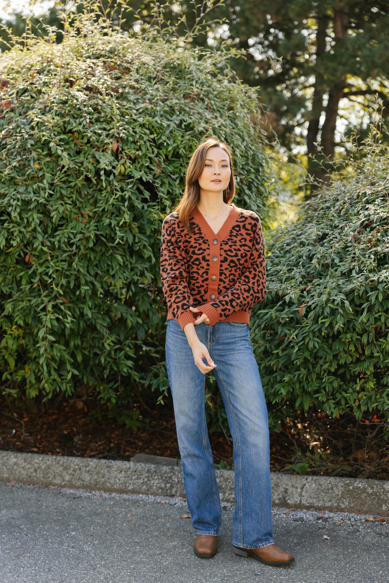 LEOPARD CARDIGAN IN RUST BROWN/MIDNIGHT BLACK - Blue Sky Fashions & Lingerie