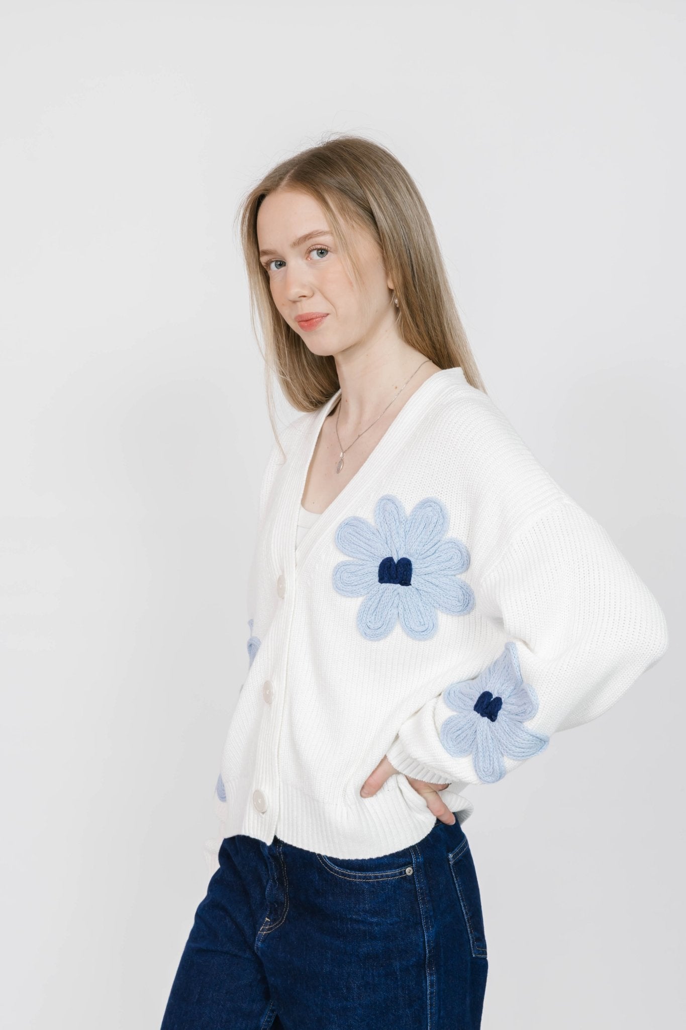NORA DAISY CARDIGAN IN IVORY/BLUE - Blue Sky Fashions & Lingerie