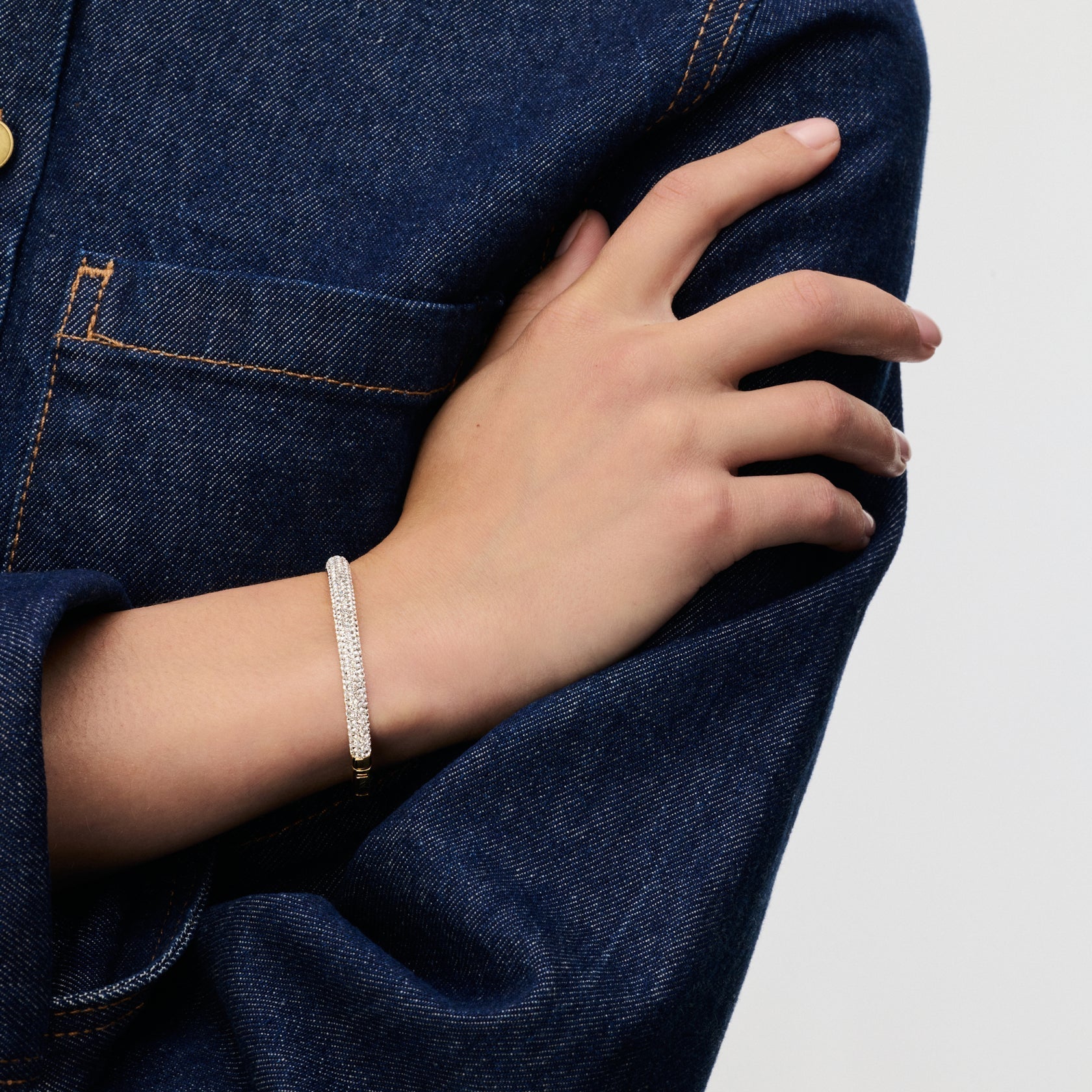 Sparkle cuff bracelet - black/large - Blue Sky Fashions & Lingerie