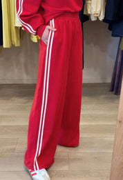 Varsity Striped Detail Crewneck Pullover Elastic Sweatpants 2pcs Outfit - Fiery Red - Blue Sky Fashions & Lingerie