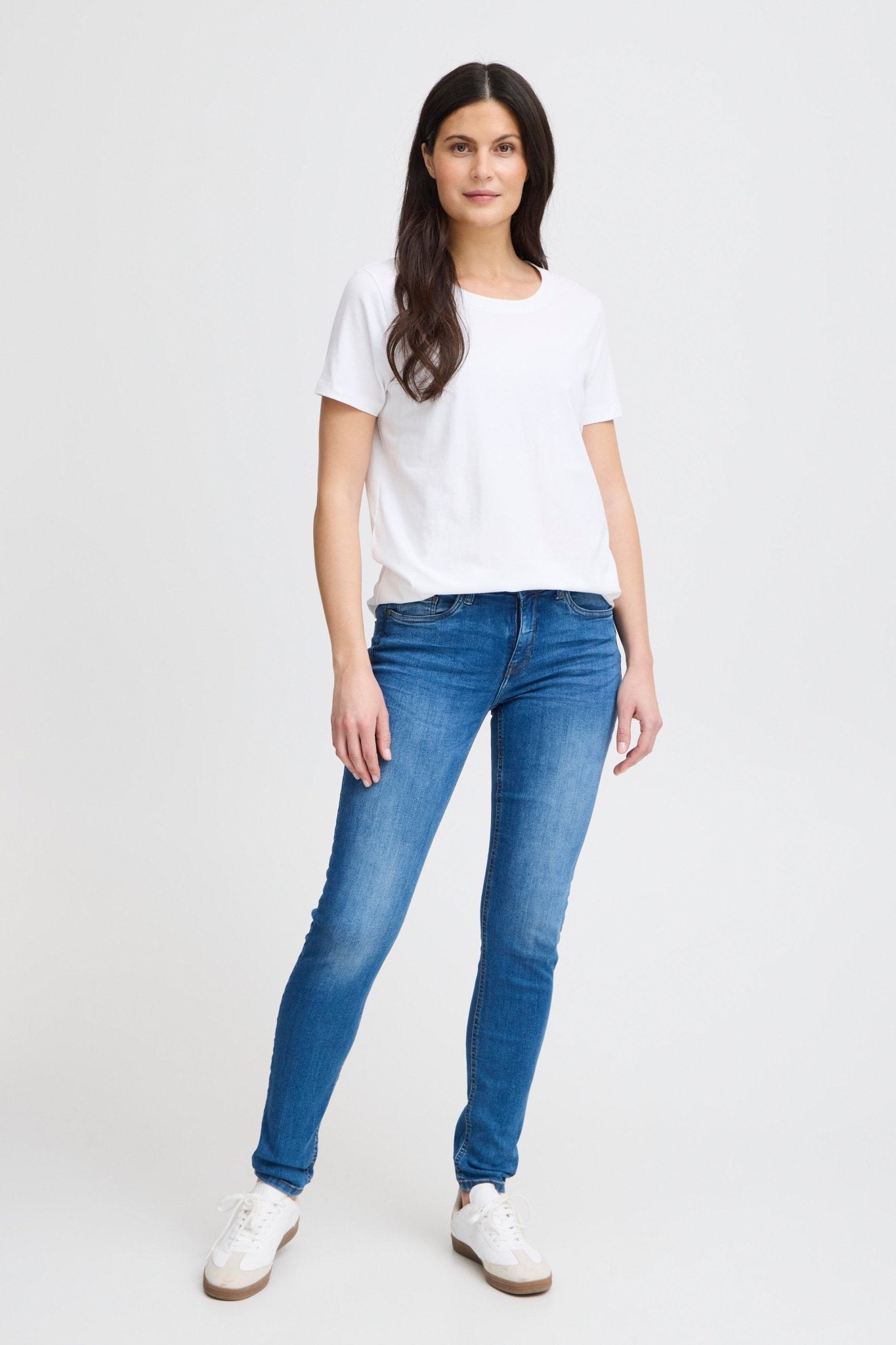 Zashoulder T-shirt by Fransa - white - Blue Sky Fashions & Lingerie
