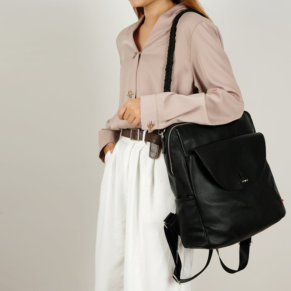 Braid & Lock ‘Buena’ shoulder bag/backpack - black - Blue Sky Clothing & Lingerie