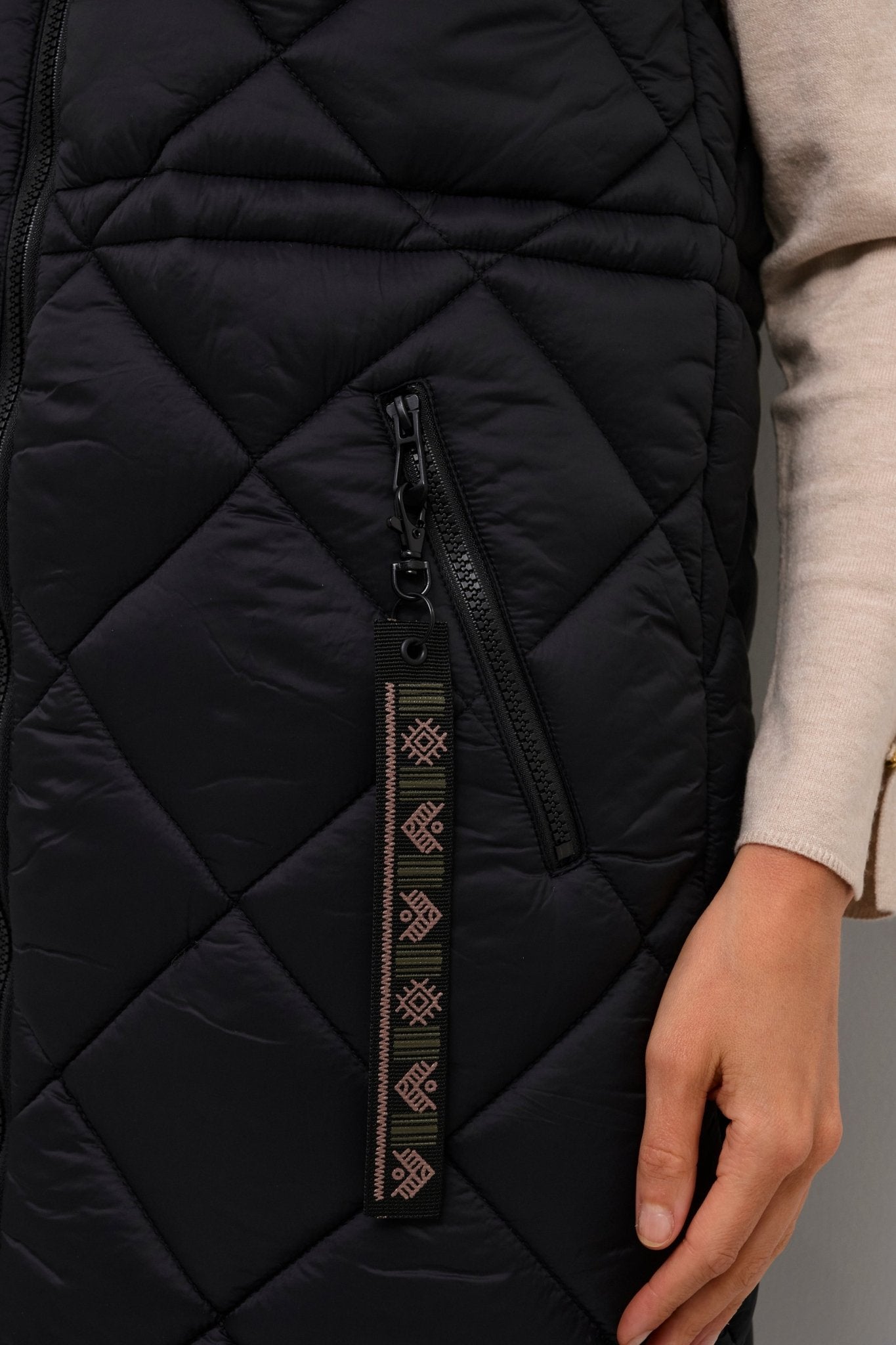 Gaiagro long quilted vest - pitch black - Blue Sky Clothing & Lingerie